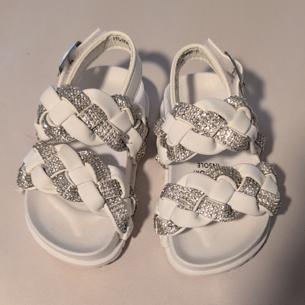 Capelli of New York White and Silver Kids Sandals